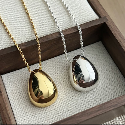 French Retro European And American Niche Design Egg-shaped Water Drop Pendant Necklace Minimalist Advanced Cold Style Silver Egg Sweater Chain Hers Haven